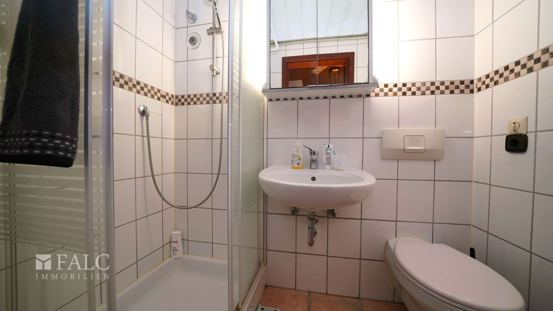 Duschbad mit zeitlosem Design